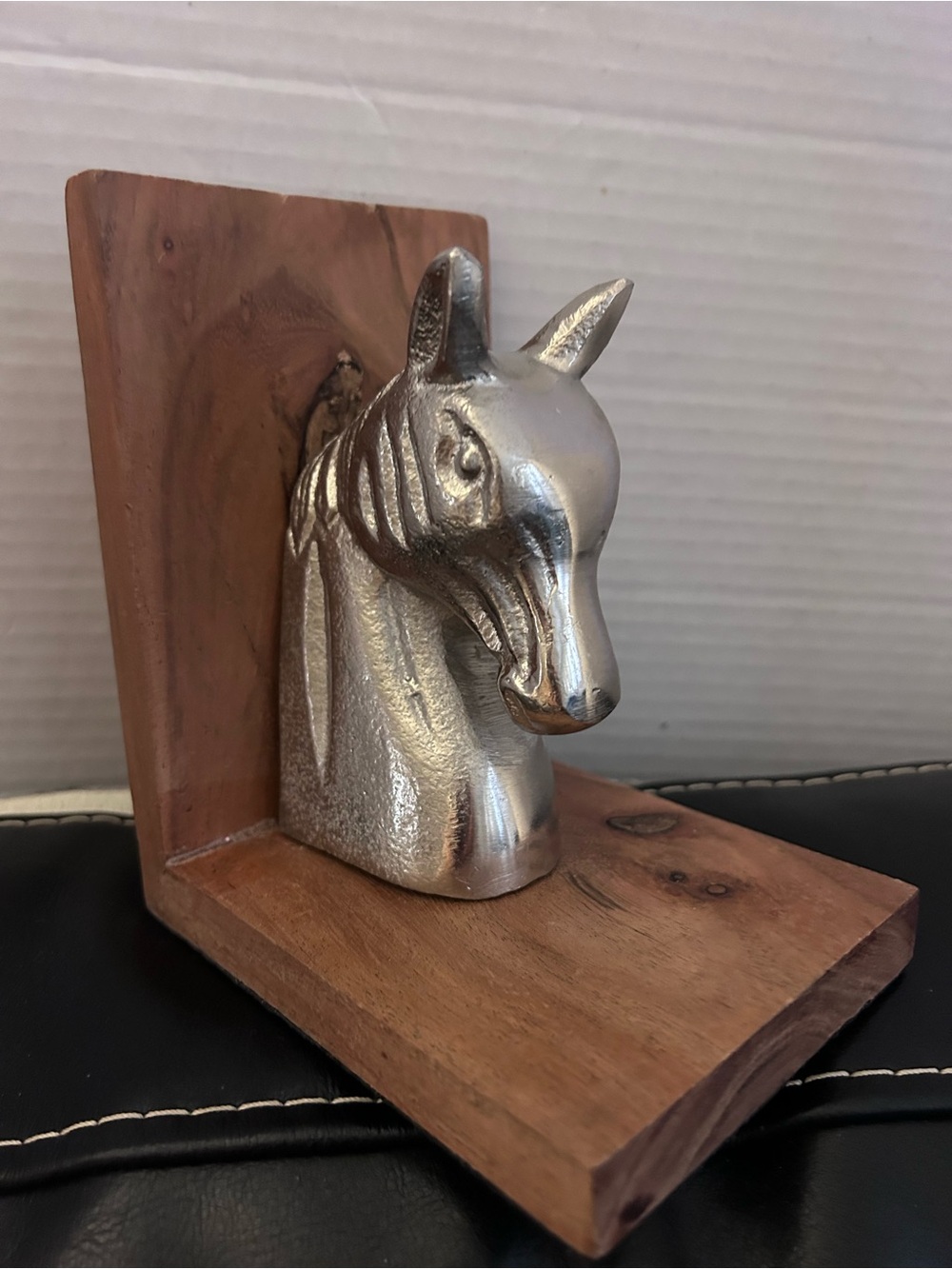 ASHLAND Silver Horse Head Book end on Wooden Base